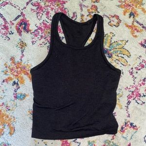 black LULU ebb to the street cropped tank